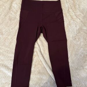 Athleta burgundy Capri leggings